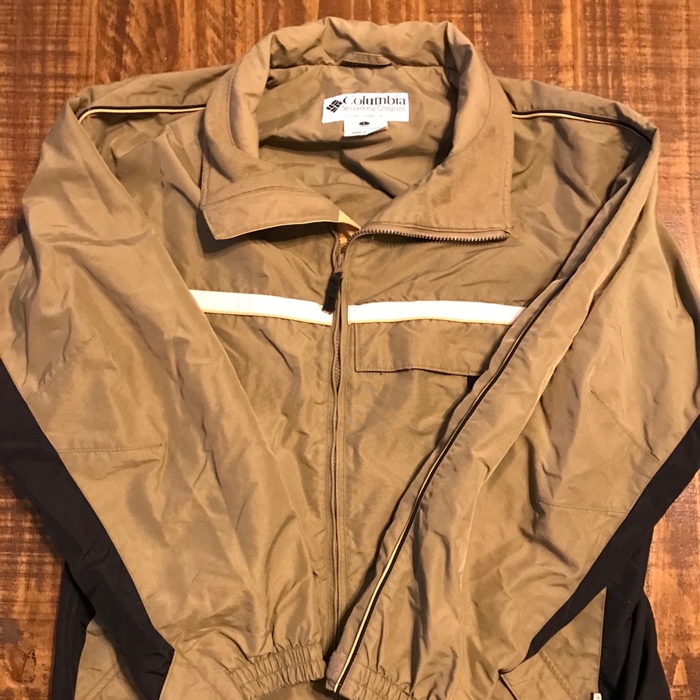 Large Men’s Columbia Jacket